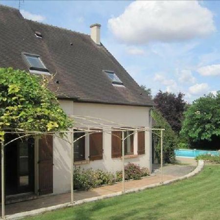Au Chat Perche Mareil-sur-Mauldre Exterior photo